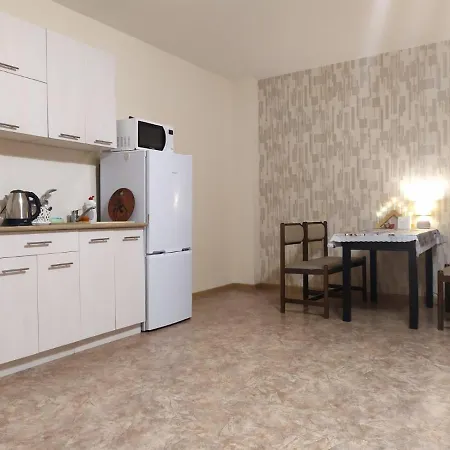 Large Near Metro Station Apartment